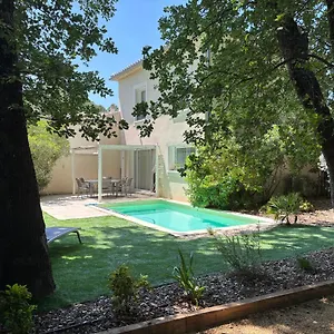 Villa Les Jardins Du Castelas - Piscines, Jardins Et Spas Privatifs, Uchaux